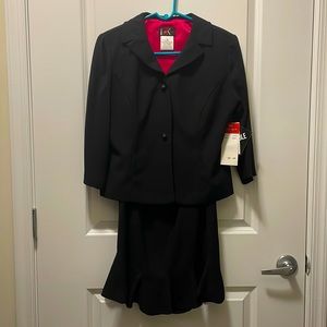 R&K 2-piece Polyester Suit